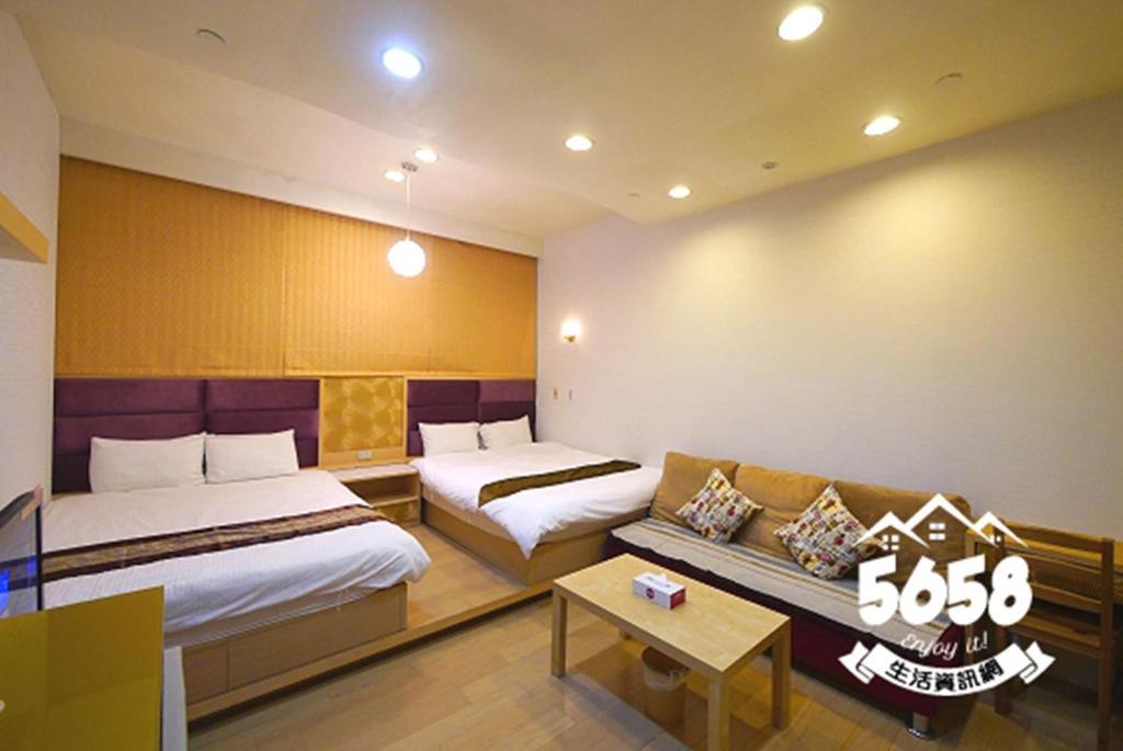 85 Happy Holiday Hotel Kaohsiung Esterno foto