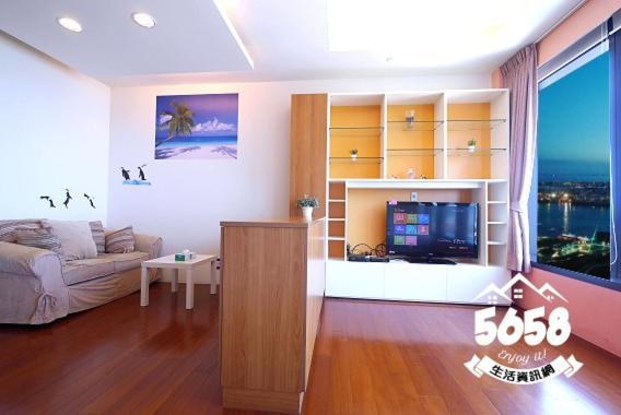 85 Happy Holiday Hotel Kaohsiung Esterno foto