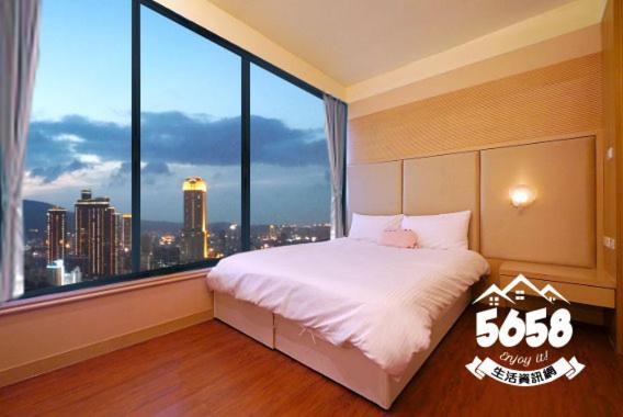 85 Happy Holiday Hotel Kaohsiung Esterno foto